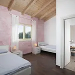 Matea Mit Privatem Pool By Interhome Feriehus