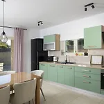 Matea Mit Privatem Pool By Interhome