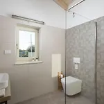 Matea Mit Privatem Pool By Interhome Feriehus