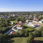 Matea Mit Privatem Pool By Interhome Feriehus *