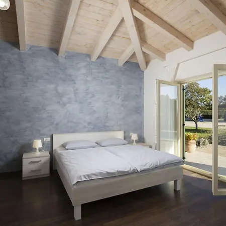 Matea Mit Privatem Pool By Interhome 別荘 Marčana