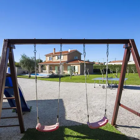 Ferienhaus Matea Mit Privatem Pool By Interhome