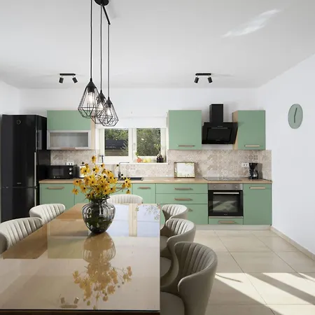 Vikendica Matea Mit Privatem Pool By Interhome Marcana
